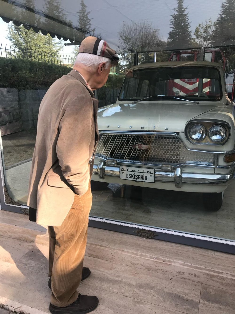 Devrim otomobilinin tasarımcısı, hayatını kaybetti