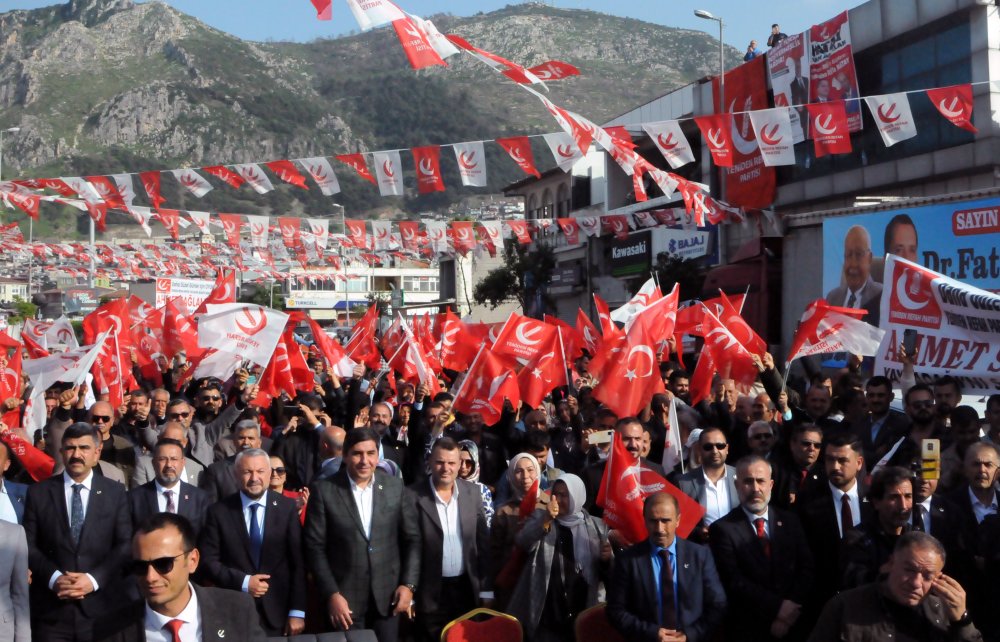 Fatih Erbakan: İstanbul adayımızı çekmeye hazırız
