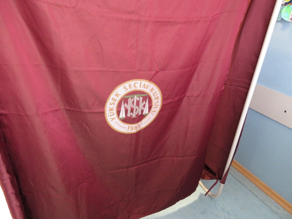 İstanbul'da seçim hazırlıkları tamamlandı: Sandıklar kuruldu