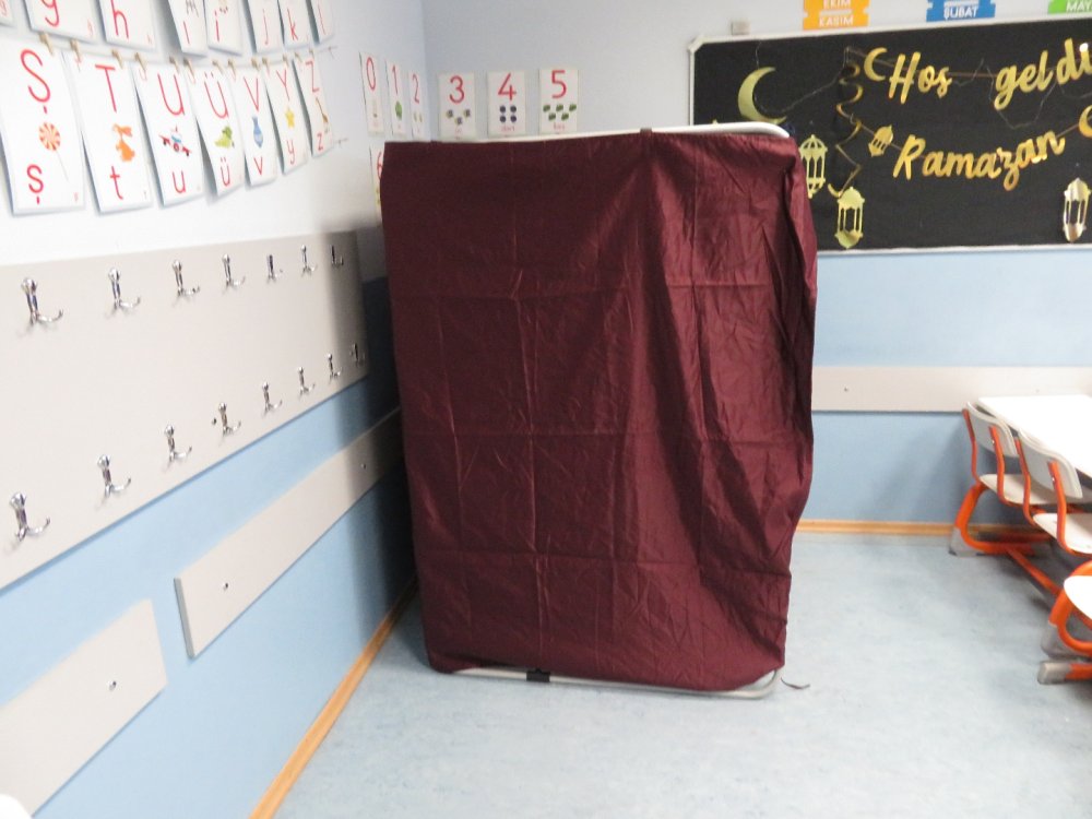 İstanbul'da seçim hazırlıkları tamamlandı: Sandıklar kuruldu