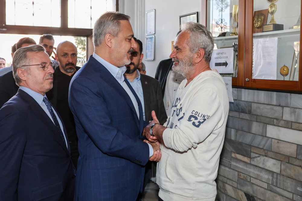 Hakan Fidan oyunu kullandı