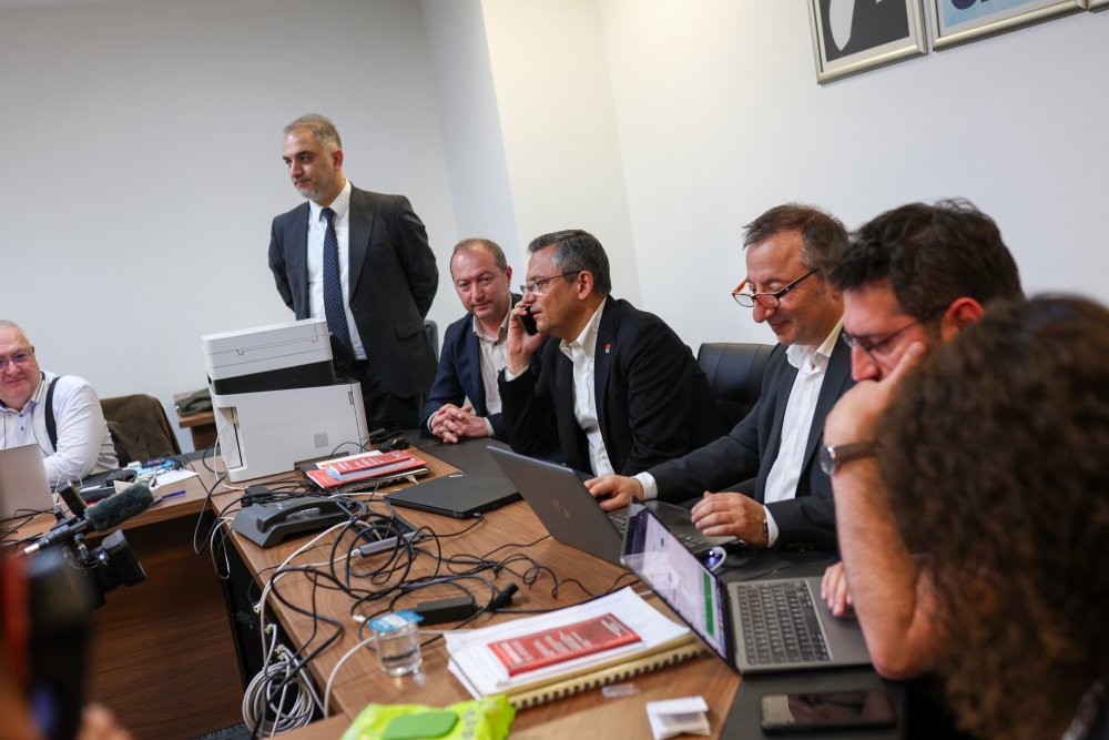 Özgür Özel: Seçmen, yeni bir siyasetin kurulmasına karar verdi