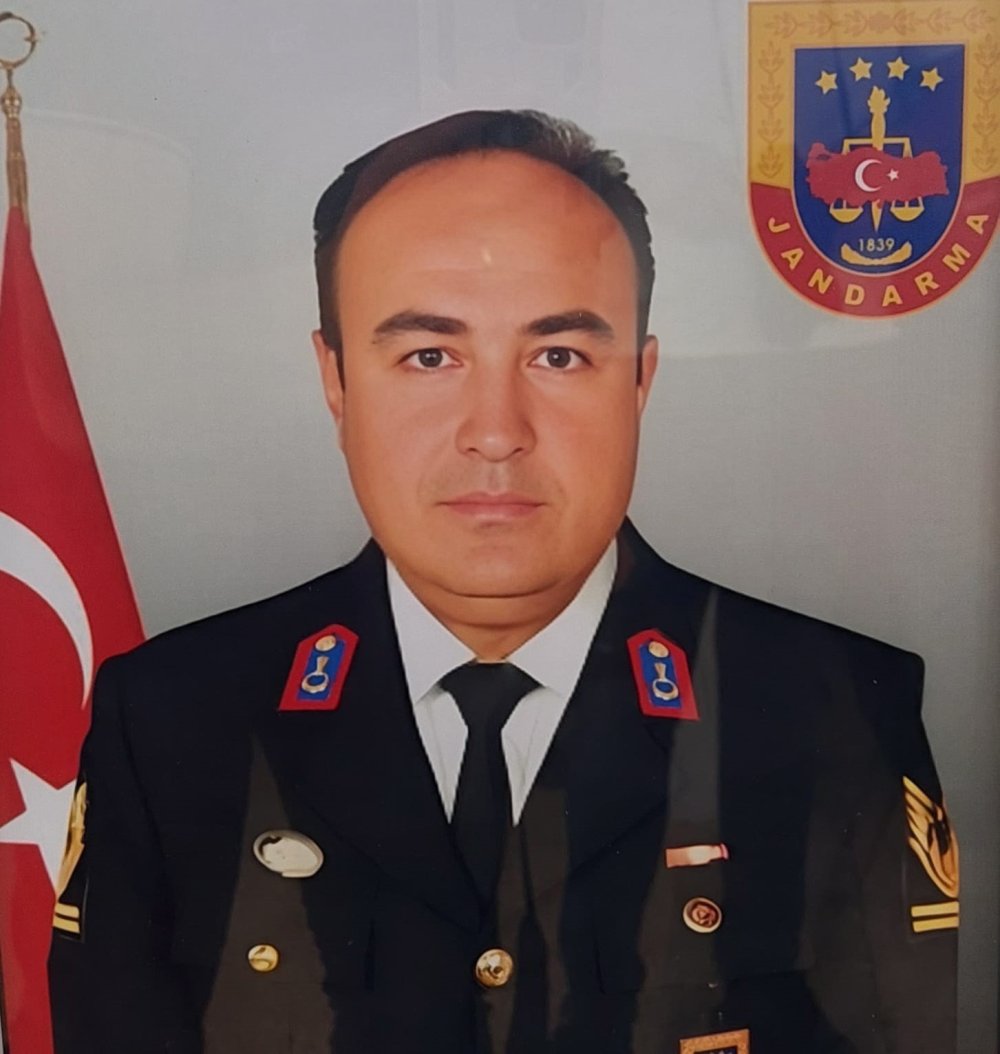 Kaza şehidi astsubaya acı veda: Gözyaşları sel oldu