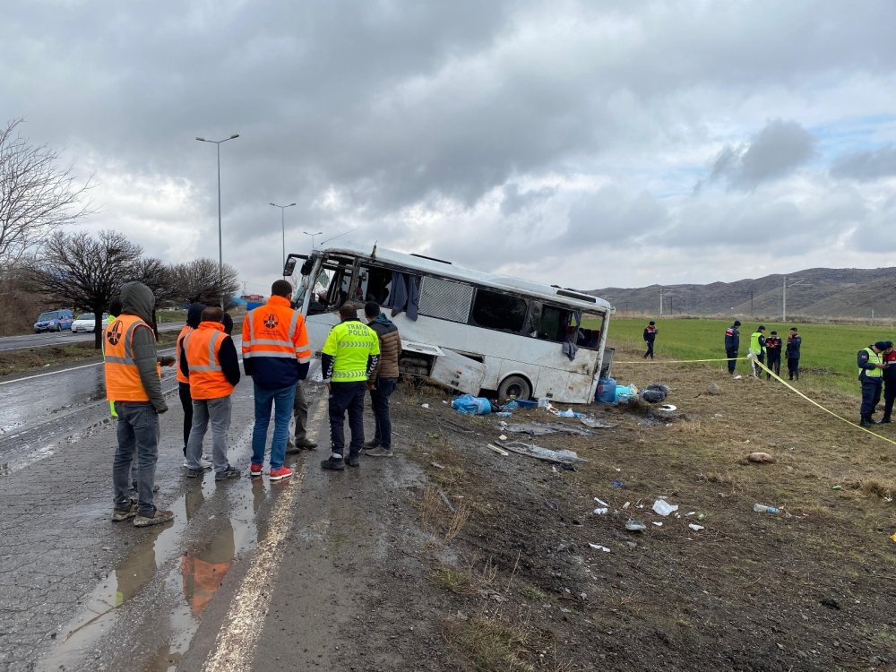 Kaza şehidi astsubaya acı veda: Gözyaşları sel oldu