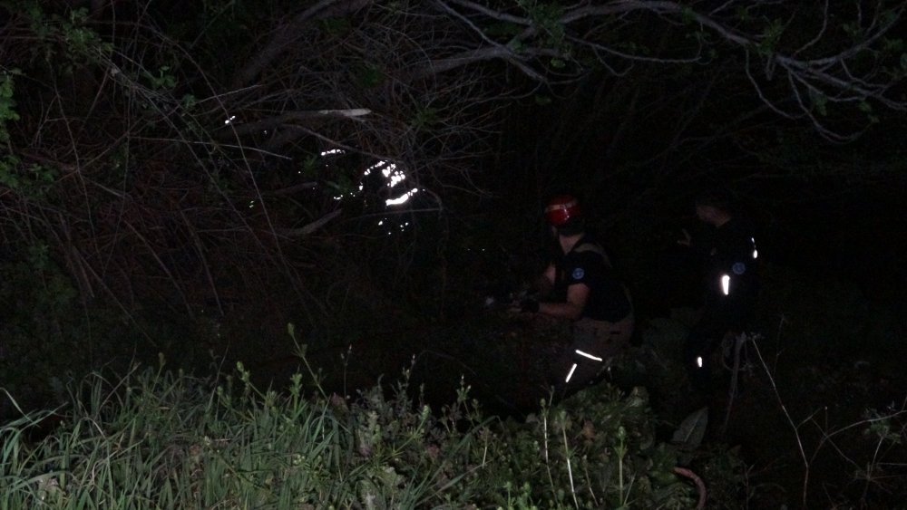 Manzara keyfi yaparken istinat duvarından düştü