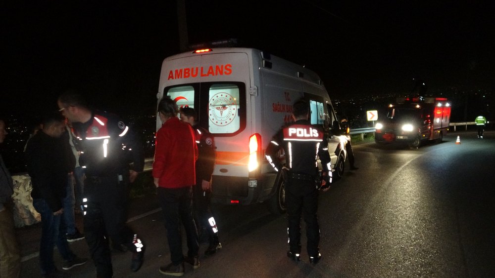 Manzara keyfi yaparken istinat duvarından düştü