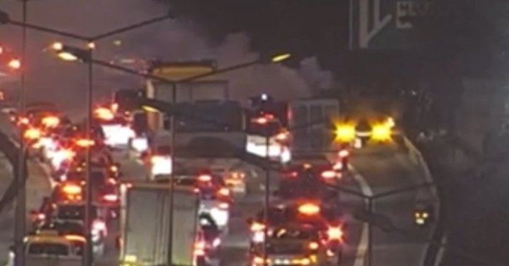 Lüks otomobil alevlere teslim oldu