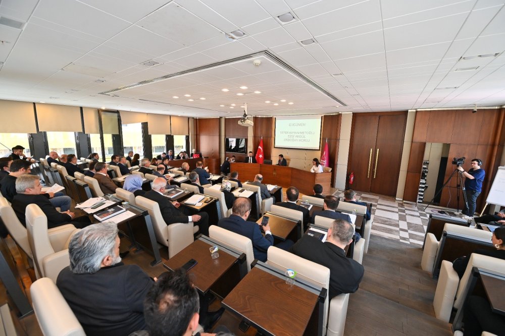 Beyoğlu Belediyesi’nde yeni dönemin ilk belediye meclis toplantısı yapıldı