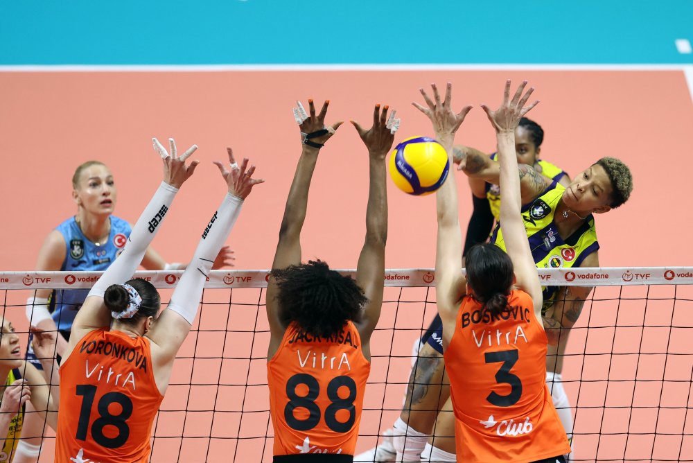 Fenerbahçe Opet - Eczacıbaşı Dynavit: 2-3