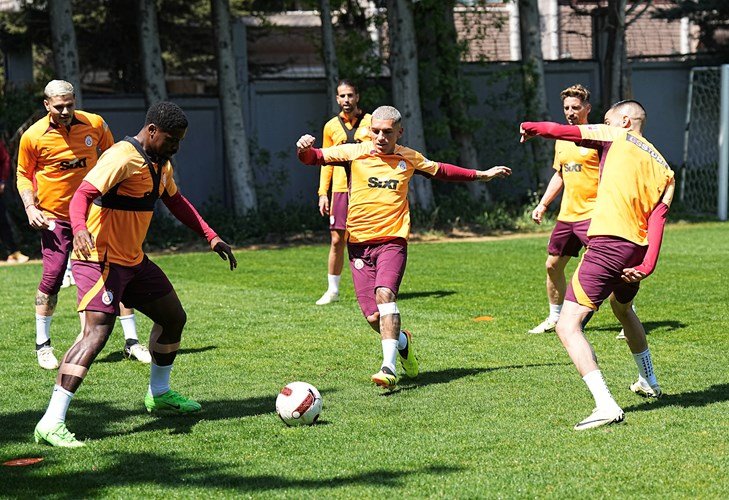 Galatasaray, Alanyaspor maçının hazırlıklarını tamamladı
