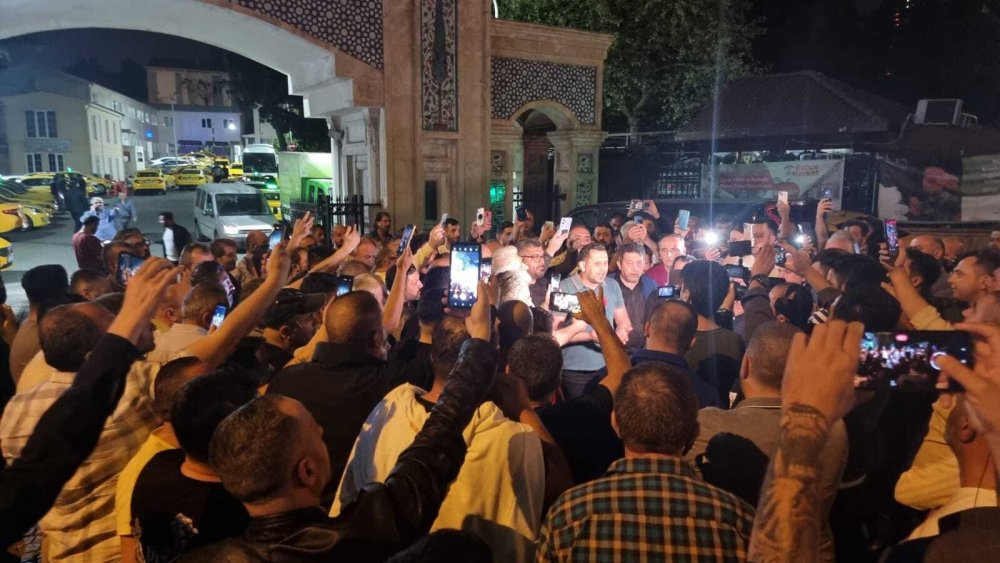 Taksicinin cenazesine yüzlerce metrelik konvoy