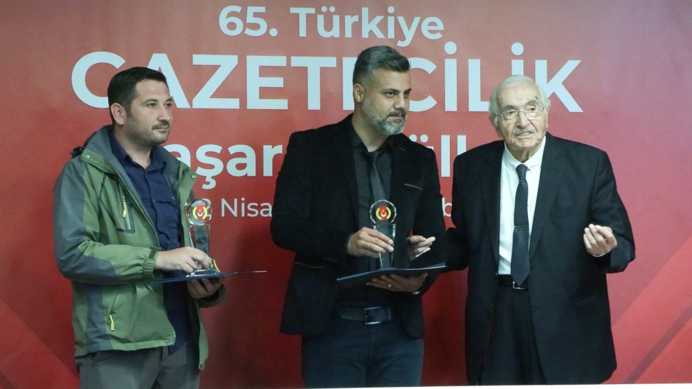 65'incisi düzenlenen Türkiye Gazetecilik Başarı Ödülleri sahiplerine verildi