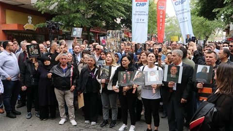 Çorlu tren kazası davasında 9 sanığa hapis cezası