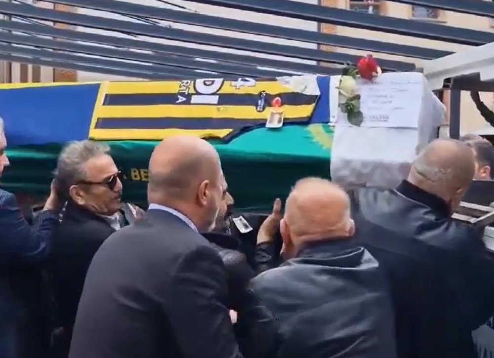 Feci kazada hayatını kaybeden kadın, Fenerbahçe formasıyla uğurlandı