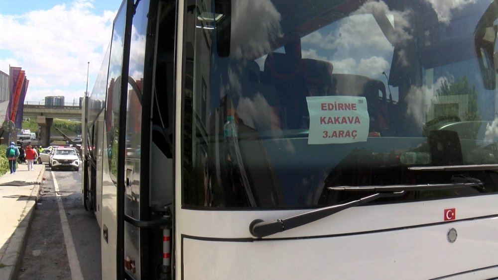 Kakava Şenlikleri'ne giden tur otobüsü alev alev yandı!