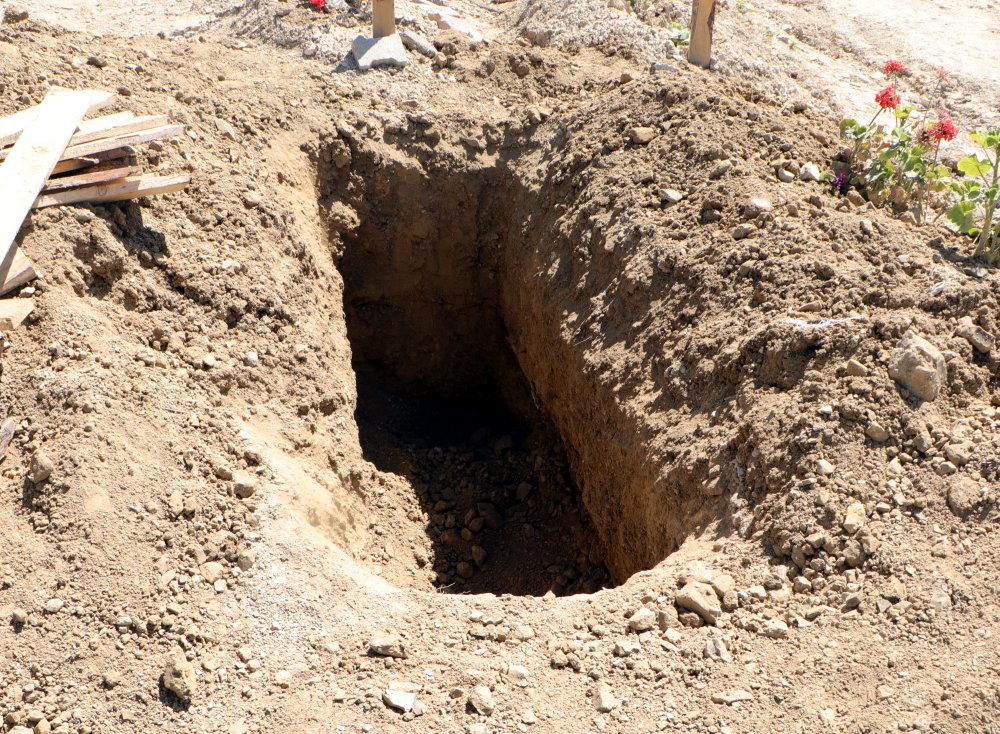 Sosyal medya fenomenini sevgilisi mi öldürdü? Cenazesi yeniden otopsi için mezarından çıkarıldı