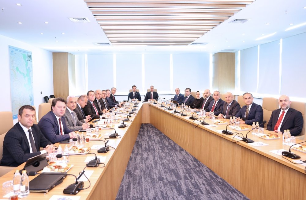 Ekrem İmamoğlu'ndan Sultangazi Belediye Başkanı Dursun’a ziyaret