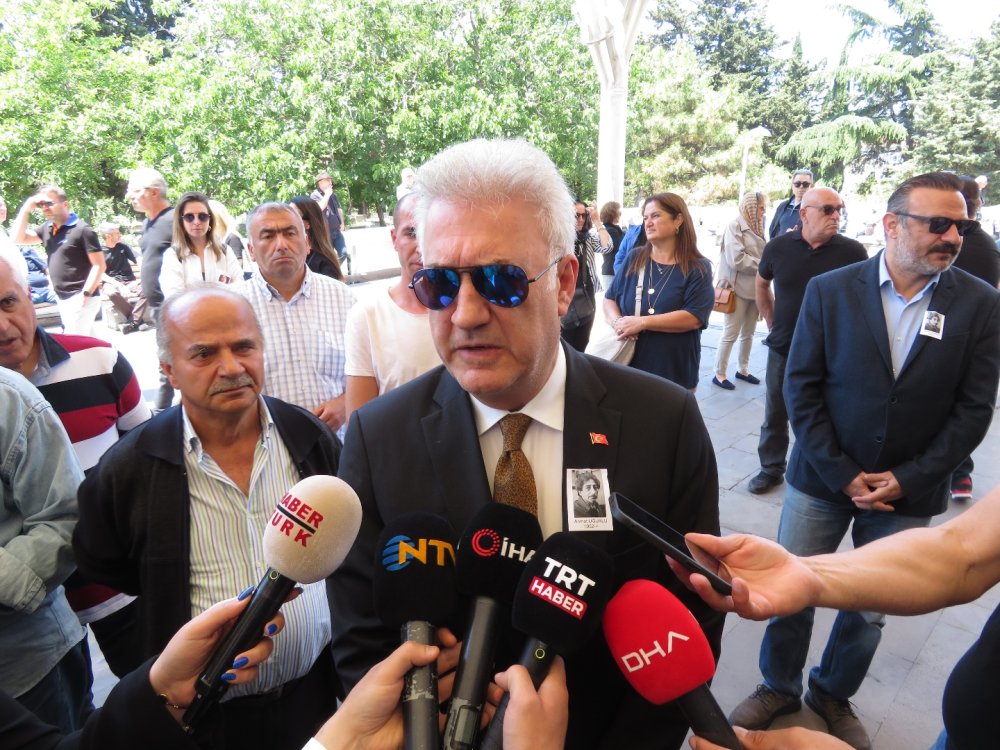 Usta Oyuncu Ahmet Uğurlu'ya veda: Sn yolculuğuna uğurlandı