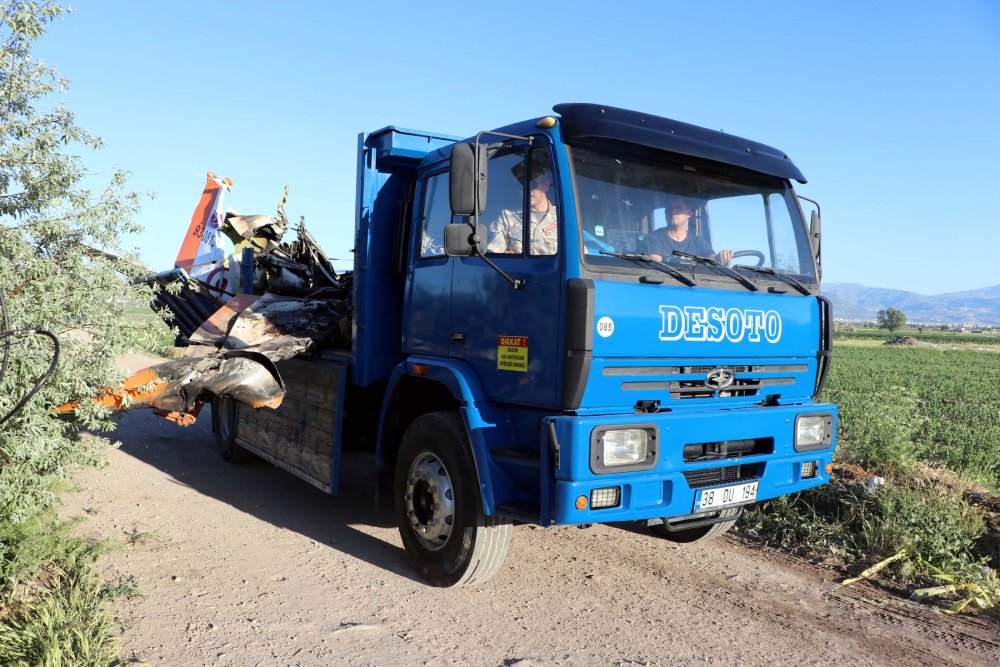 İki pilotun şehit olduğu kazanın görgü tanıkları anlattı: 'Cenazeler yanmasın diye mücadele ettik'