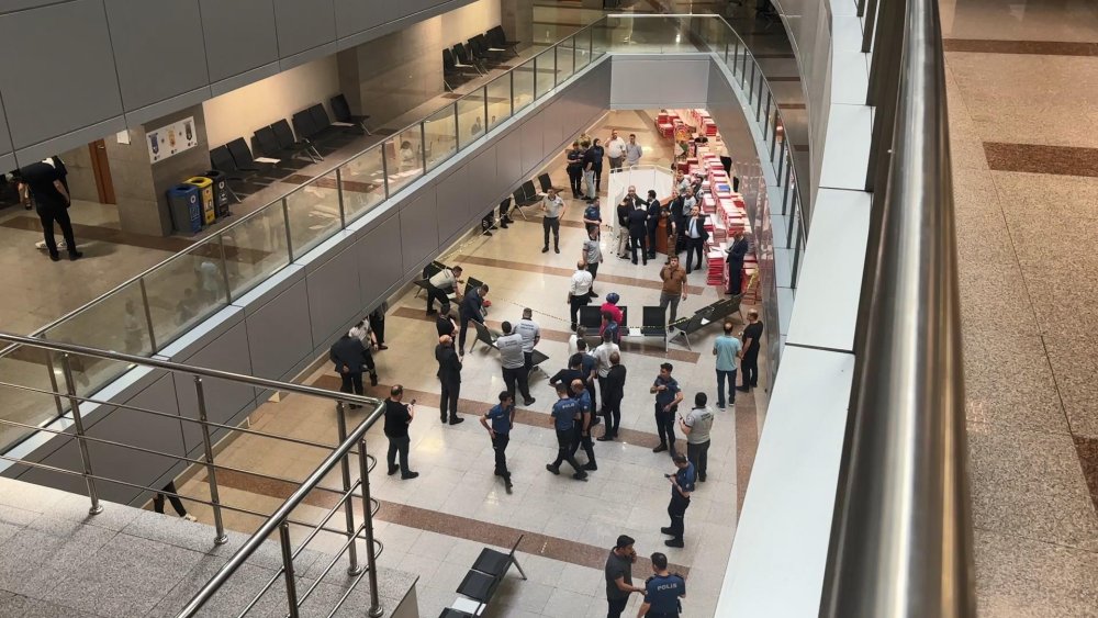 İstanbul'da öğretmene kurşun yağmuru: Hayatını kaybetti