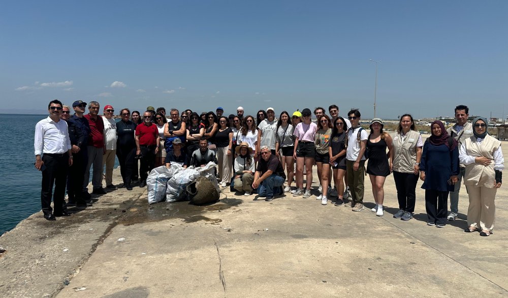 Saros’ta dip temizliği yapan dalgıçlar ‘amfora’ buldu