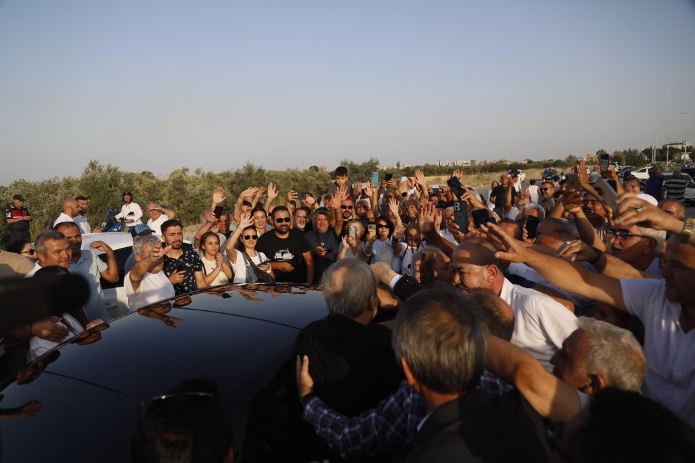 Mesut Kocagöz tahliye oldu: Cezaevinden çıkıp belediyeye gitti!