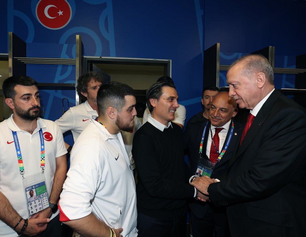 Cumhurbaşkanı Erdoğan'dan Ay-yıldızlılara tebrik