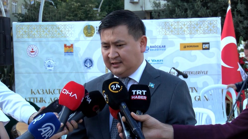 Ulusal Dombra Günü, Zeytinburnu’ndaki etkinliklerle kutlandı