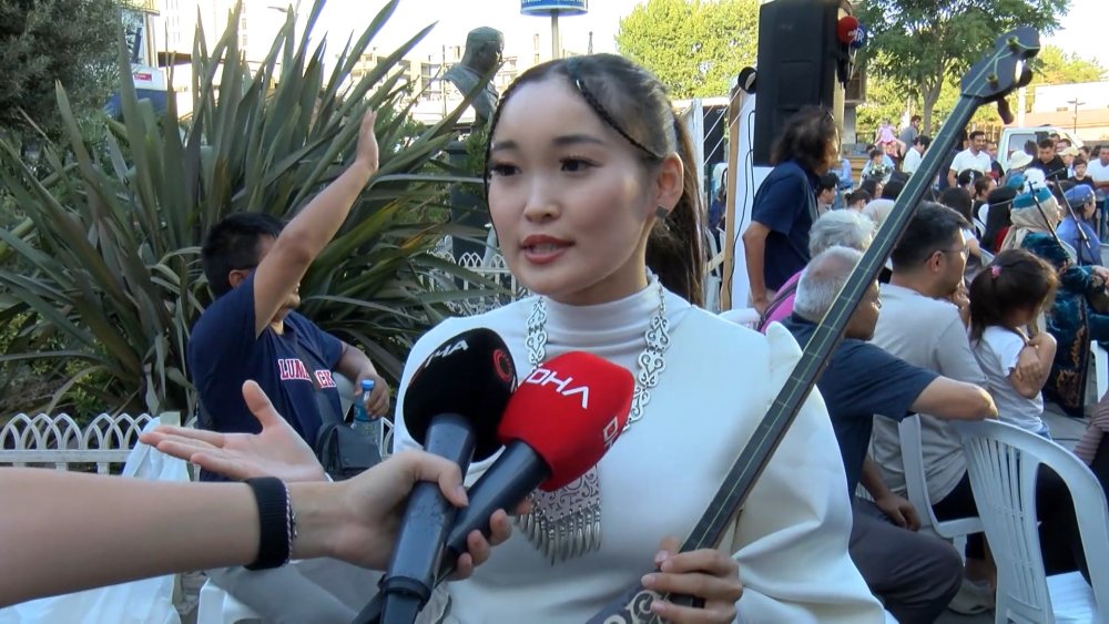 Ulusal Dombra Günü, Zeytinburnu’ndaki etkinliklerle kutlandı