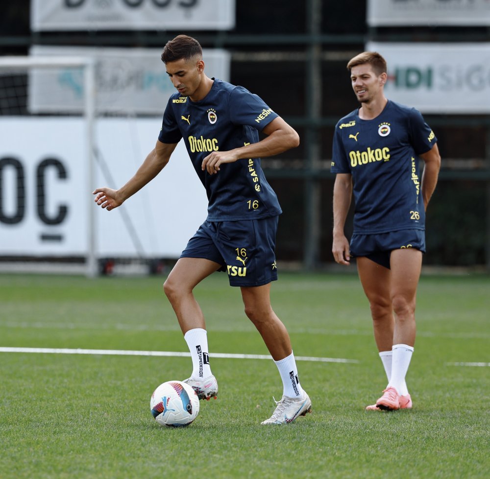 Fenerbahçe'de Lille maçının hazırlıkları başladı