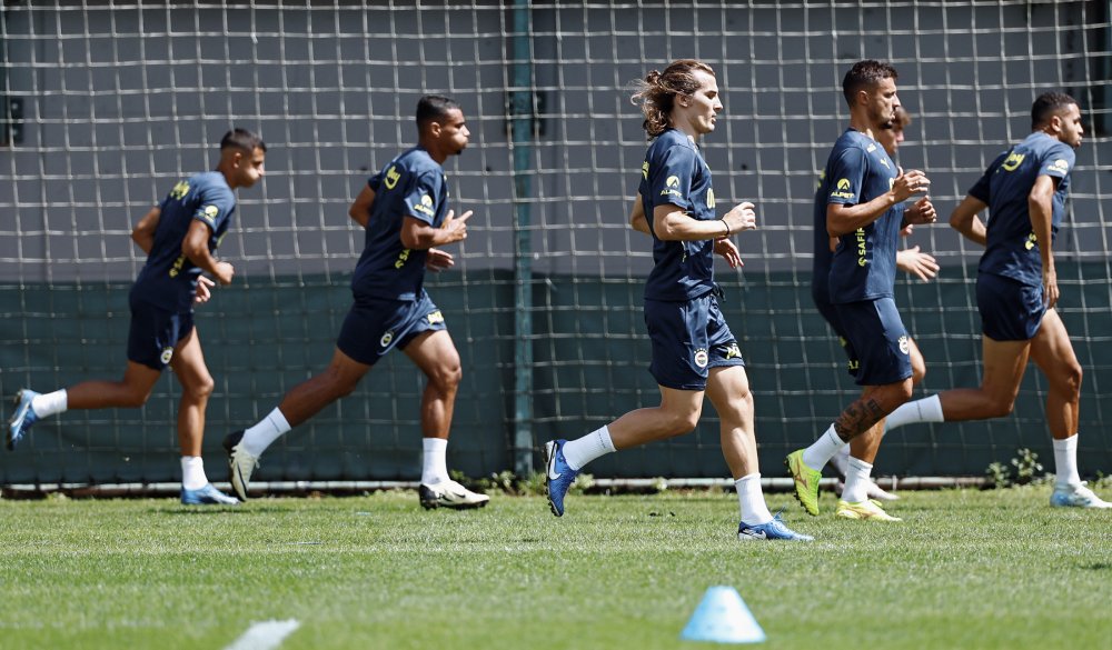 Fenerbahçe, Adana Demirspor maçının hazırlıklarını tamamladı