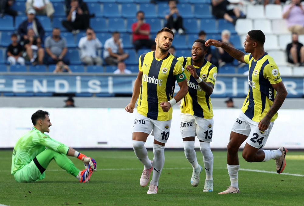 Fenerbahçe derbi öncesi kayıp yaşamadı