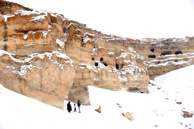 Bilikana Jori Mağara yaşam alanları 3