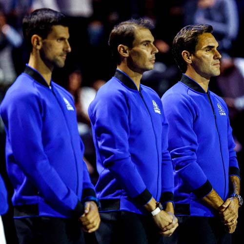 Roger Federer kortlara veda etti 1