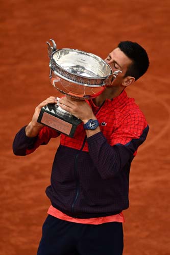 Novak Djokovic 23. Grand Slam'ini kazandı 17