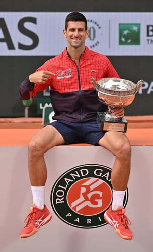 Novak Djokovic 23. Grand Slam'ini kazandı 9