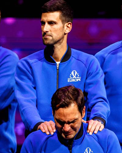 Roger Federer kortlara veda etti 12