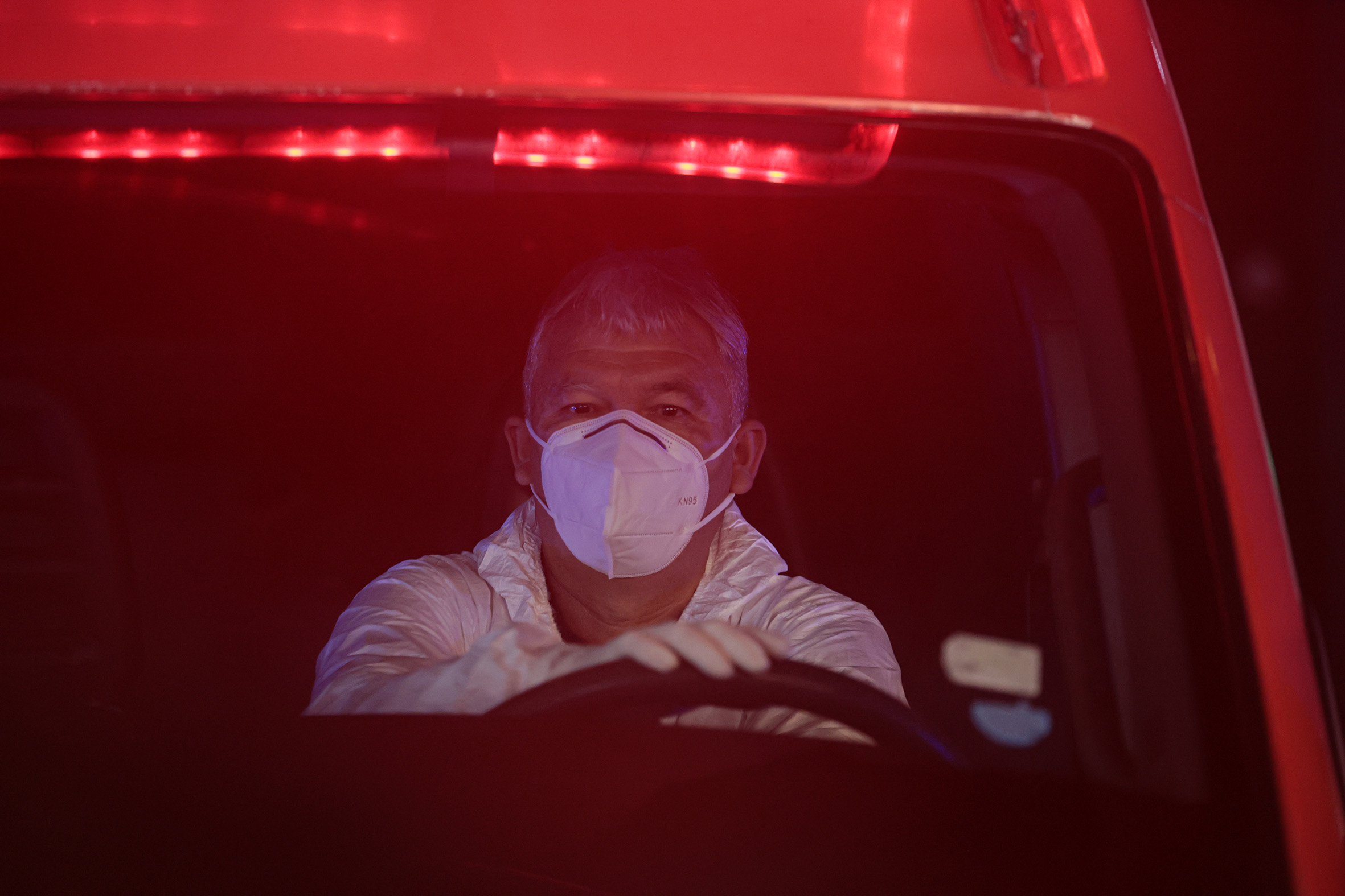 Ünlü yıldız öldü hayranları gözyaşlarını tutamadı 4