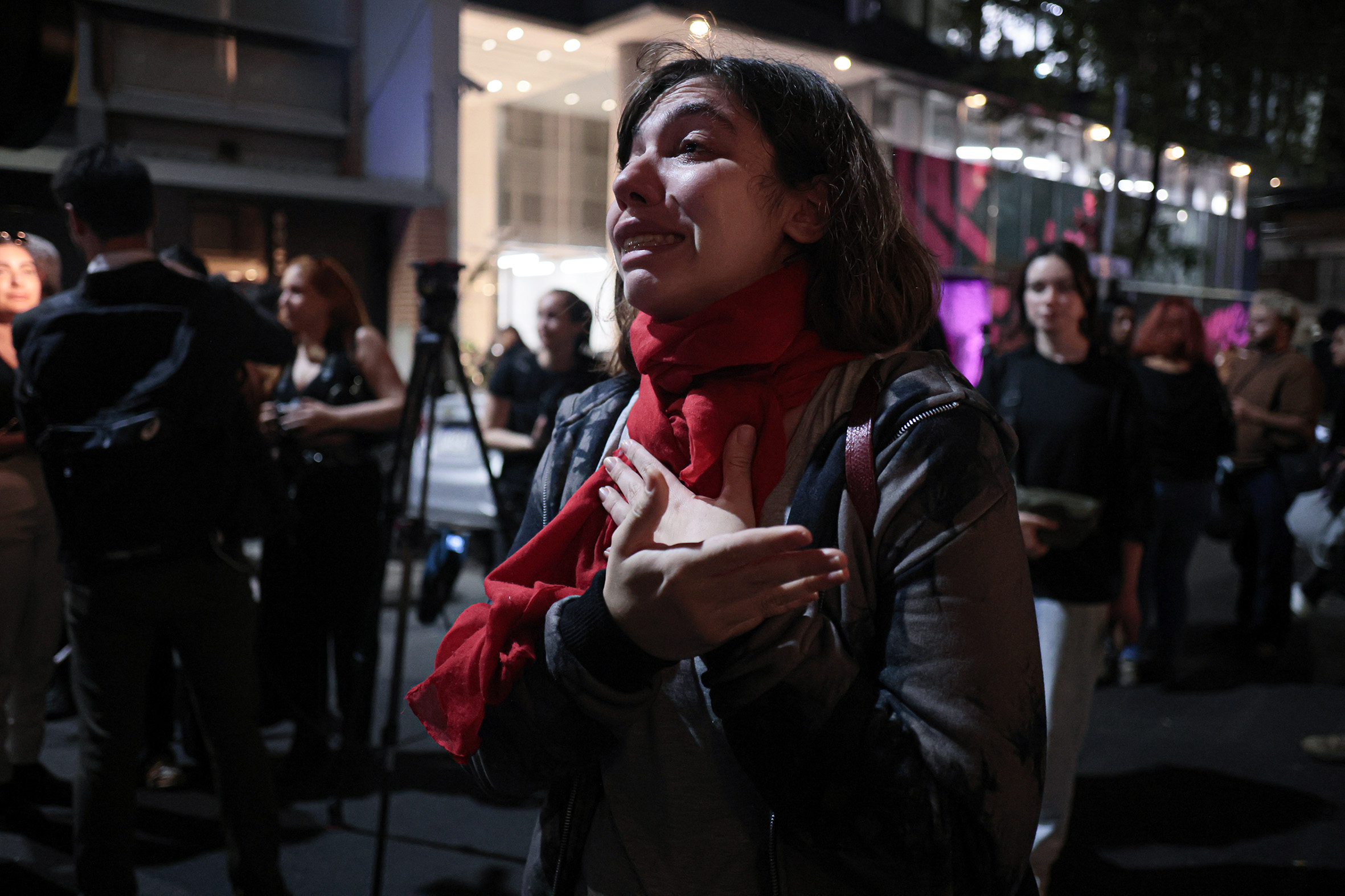 Ünlü yıldız öldü hayranları gözyaşlarını tutamadı 5