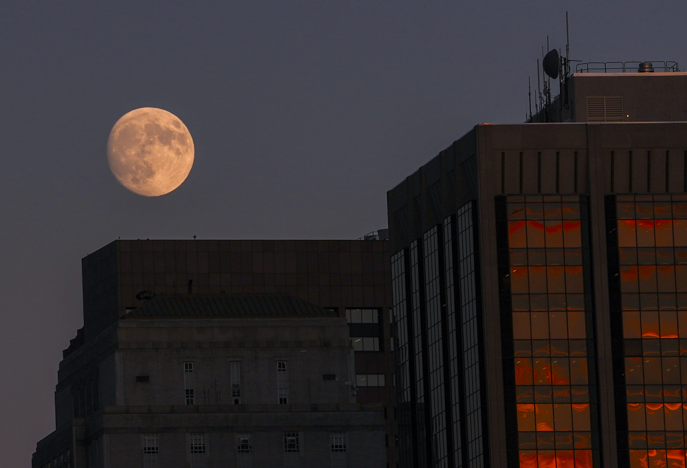 Dolunay görenleri kendisine hayran bıraktı 4