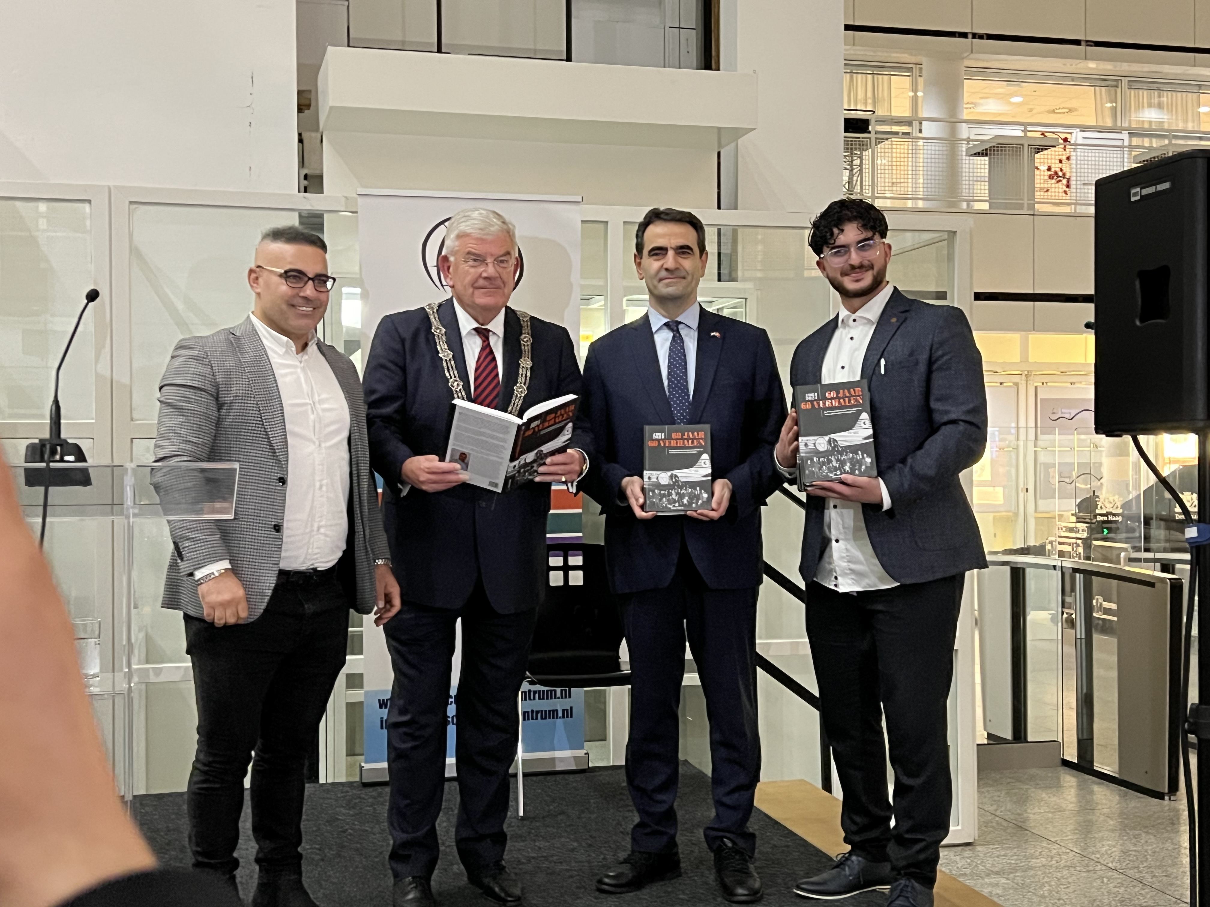 Hollanda'da 60 yıllık göç hikayesi fotoğraf sergisine aktarıldı 4