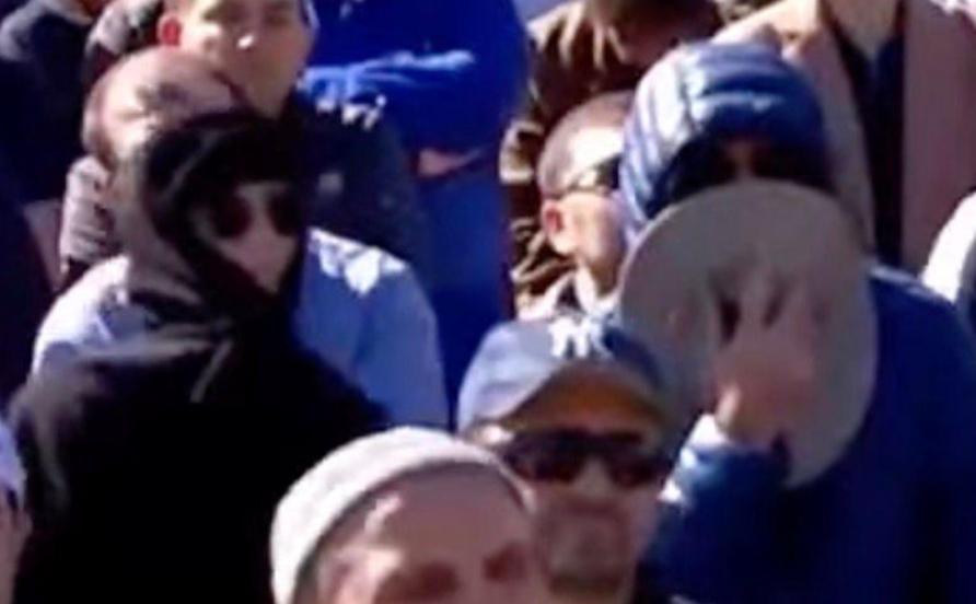 FETÖ'cülerin zor anları! Yüzlerini gizlemek için birbirleriyle yarıştılar 4