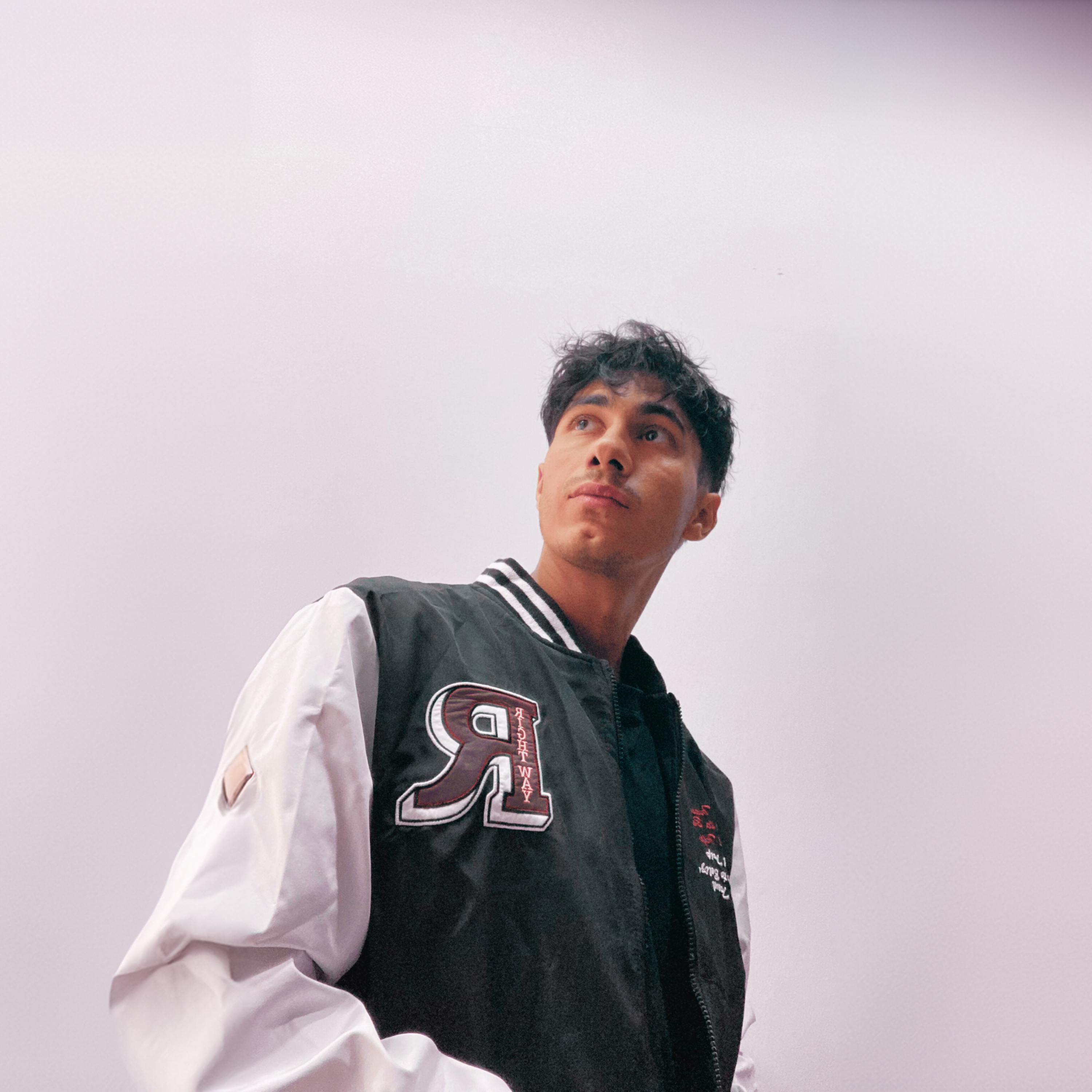 Müzik dünyasına bugün giren hitler 4