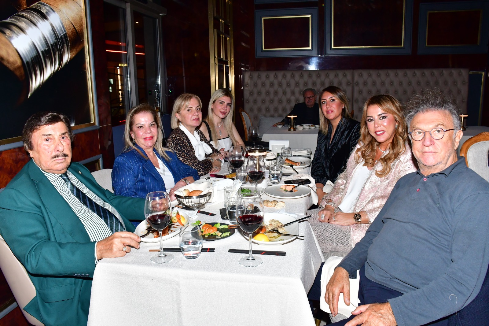 Alaturka müziğin sevilen sesi İsmail Özkan'a sürpriz kutlama 5