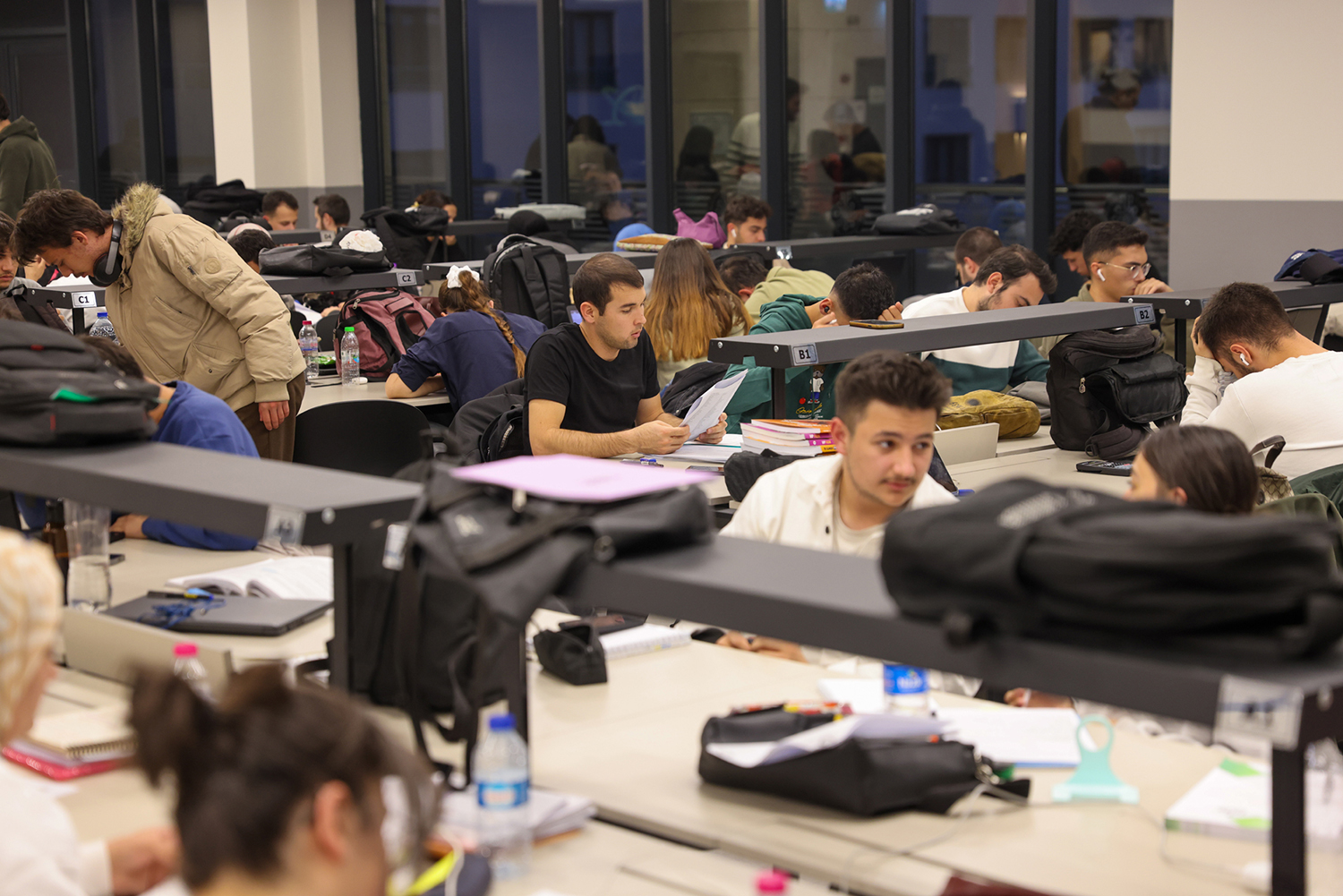 Yeni Nesil Şehir Kütüphanesi buluşma noktası oldu 8