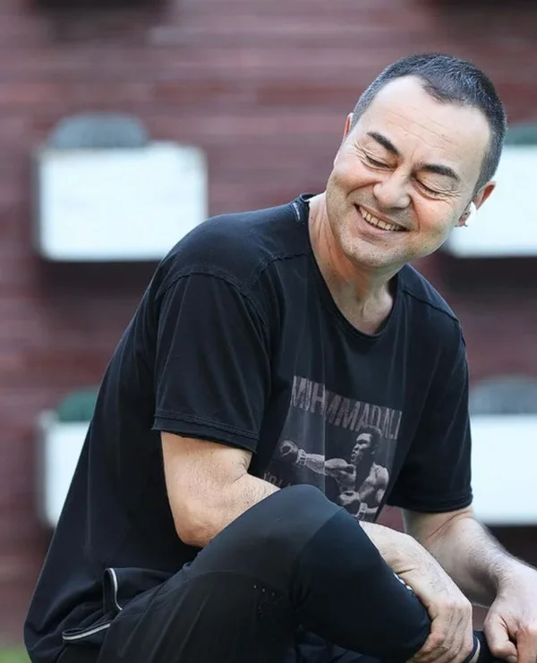 Ev hapsindeyken sol kolunu kaybeden Serdar Ortaç, artık ölmek istiyor 6