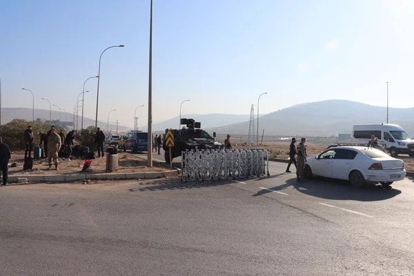 Sınır kapılarında yoğunluk Suriyeliler ülkelerine dönüyor 6