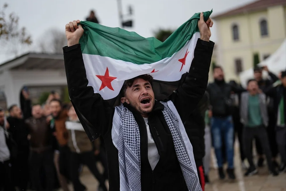 Türkiye'deki Suriyeliler sokaklara döküldü! Esed'in gidişini böyle kutladılar 8