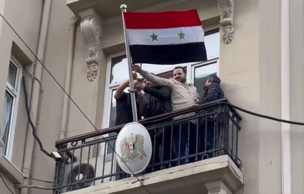 Türkiye'deki Suriyeliler sokaklara döküldü! Esed'in gidişini böyle kutladılar 13