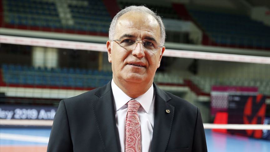 Mehmet Akif Üstündağ: Avrupa şampiyonluğunu hak etmiştik ...